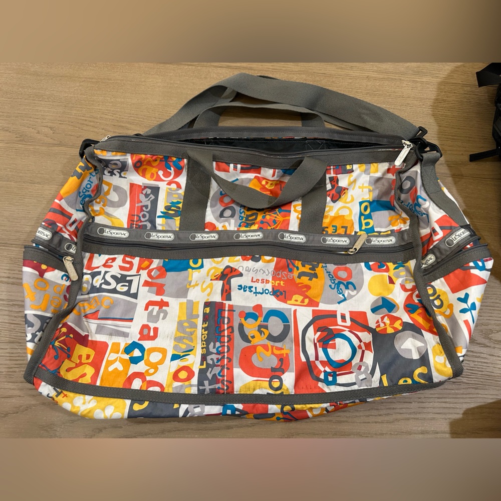 Lesportsac large bag excellent condition